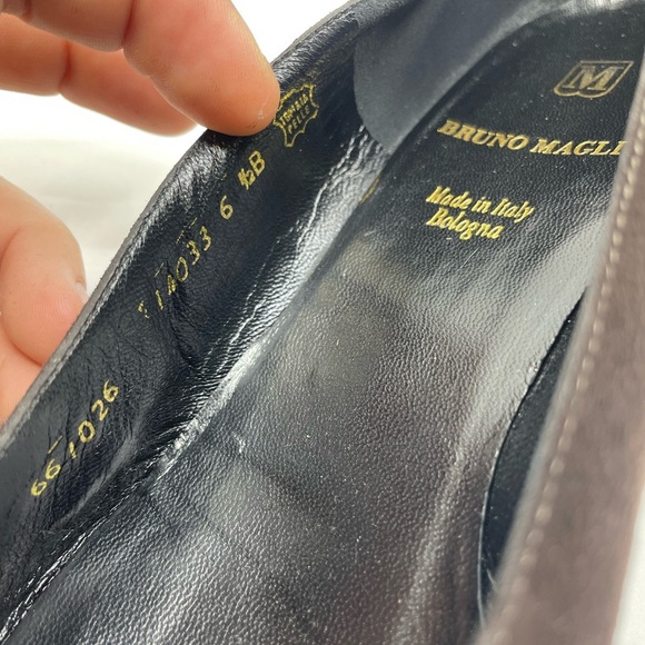Bruno Magli Brown Suede Pumps size 6.5 - Picture 8 of 11
